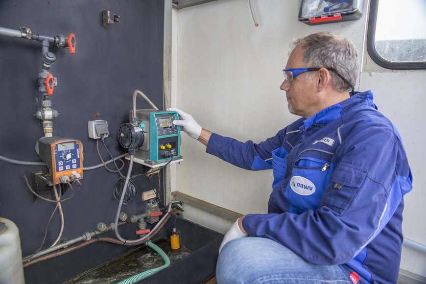 La bomba Qdos sustituye tres bombas de diafragma en una planta importante de tratamiento de aguas
